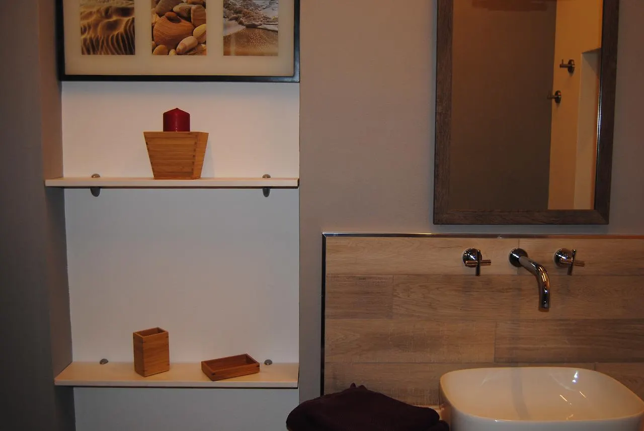 Senzafissadimora Bed & Breakfast Albenga