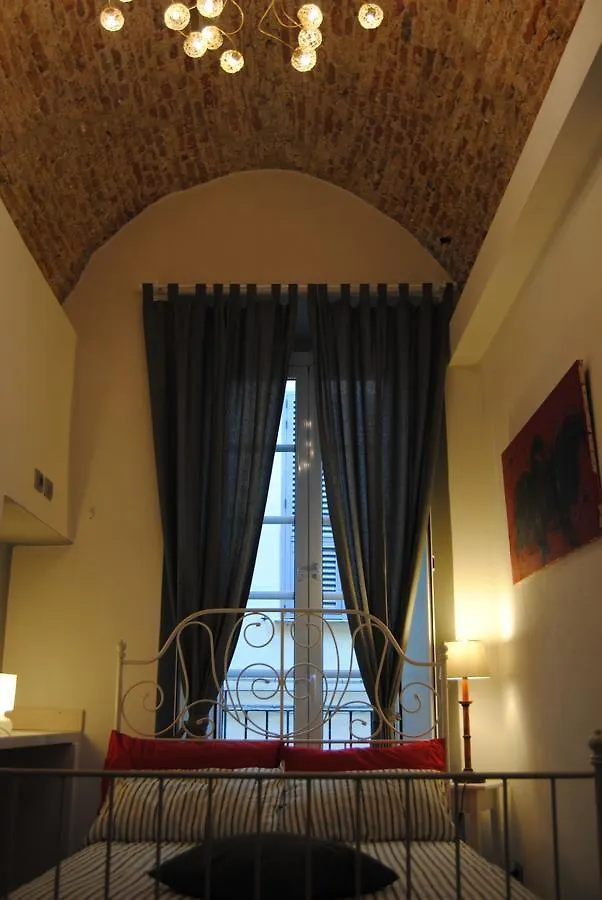 Senzafissadimora Bed & Breakfast Albenga 0*,  Italy