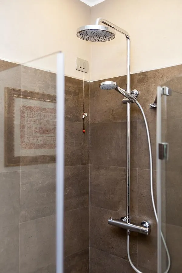 Senzafissadimora Bed & Breakfast Albenga Italy