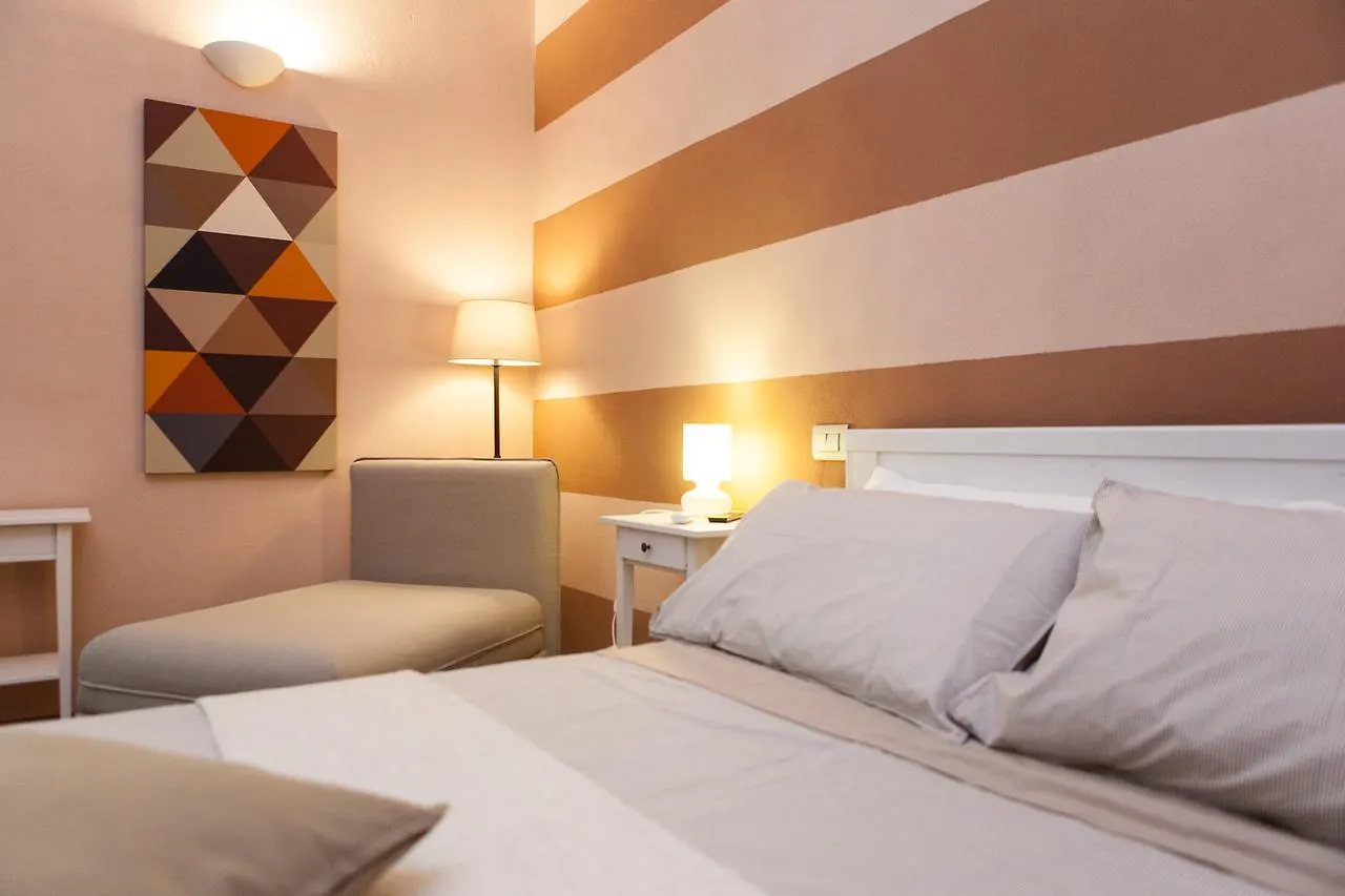 Senzafissadimora Bed & Breakfast Albenga 0*,  Italy