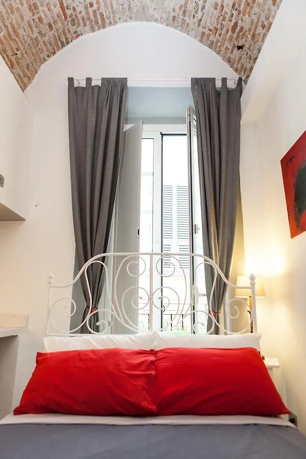 Senzafissadimora Bed & Breakfast Albenga
