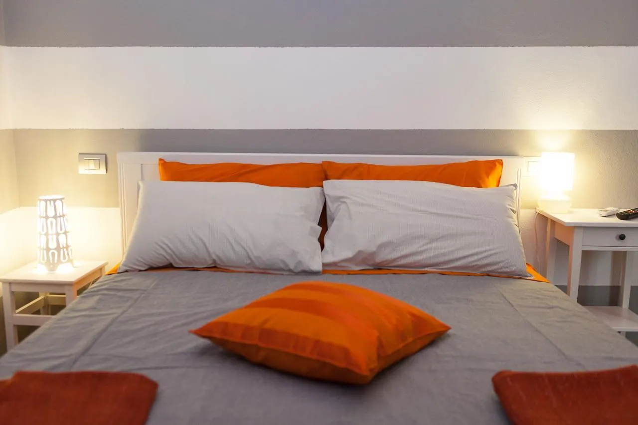 Senzafissadimora Bed & Breakfast Albenga Italy