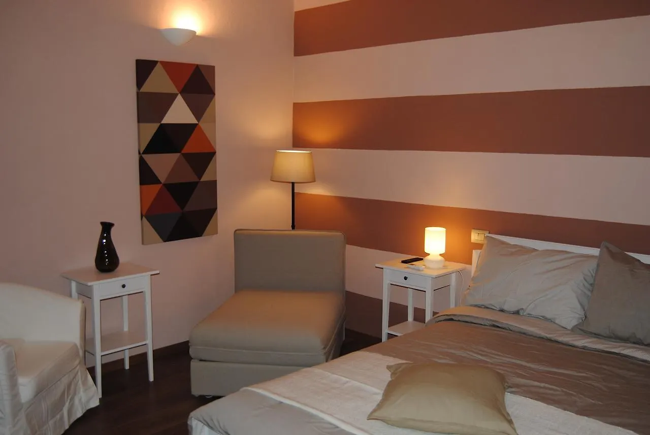 Senzafissadimora Bed & Breakfast Albenga Italy